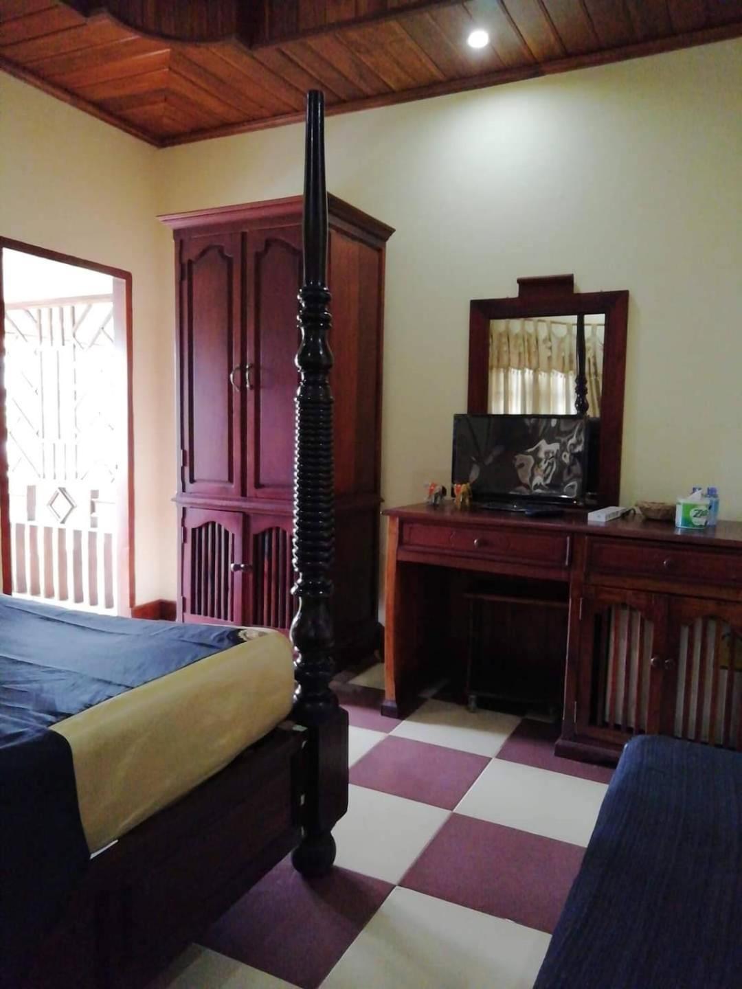 Sakura Wood House Hotel หลวงพระบาง ภายนอก รูปภาพ